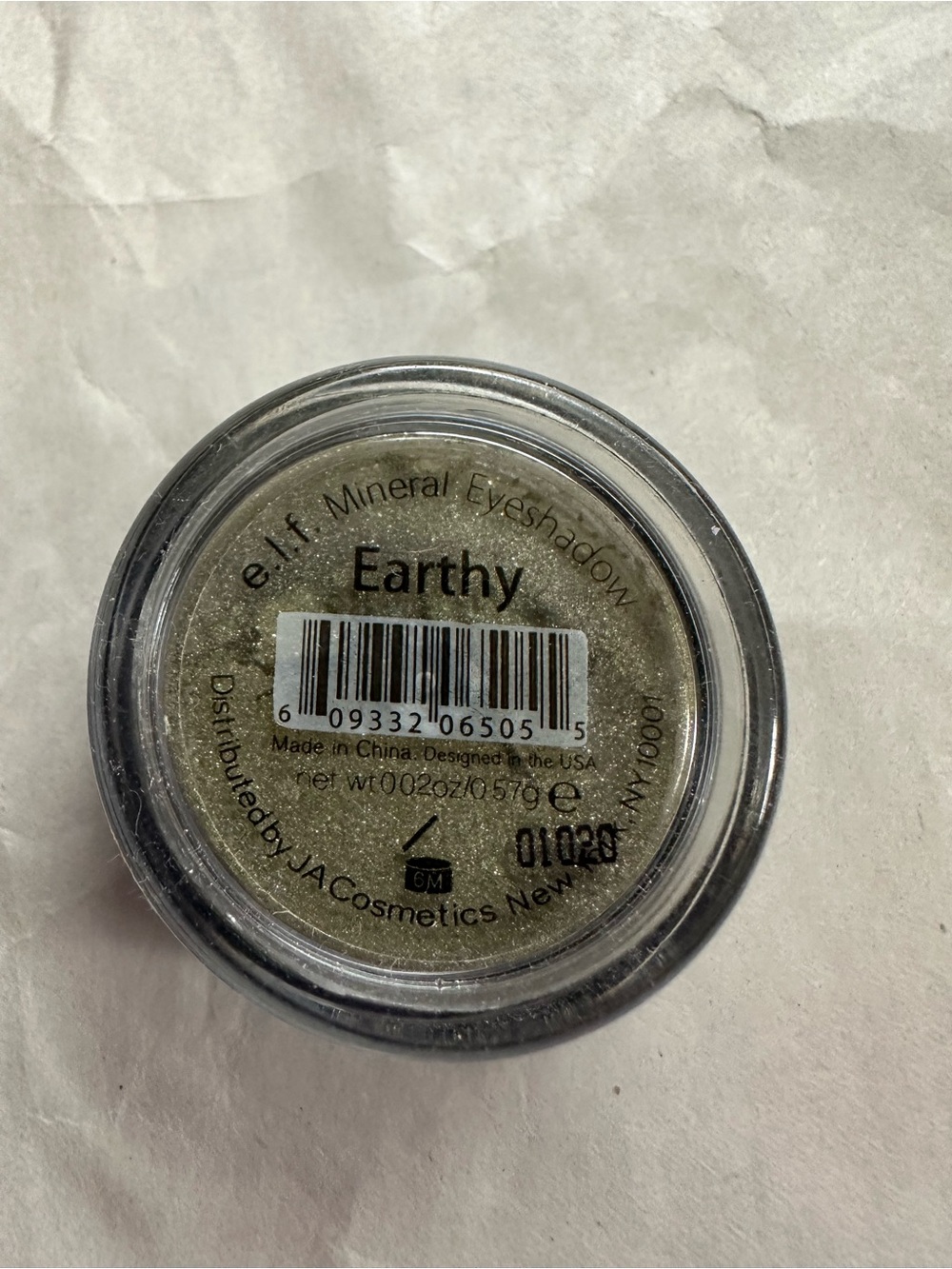 NEW e.l.f. Mineral Eyeshadow in Earthy (Greenish/Gold Metallic Shimmer)